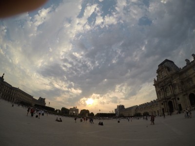 Uma foto da luminosa Paris